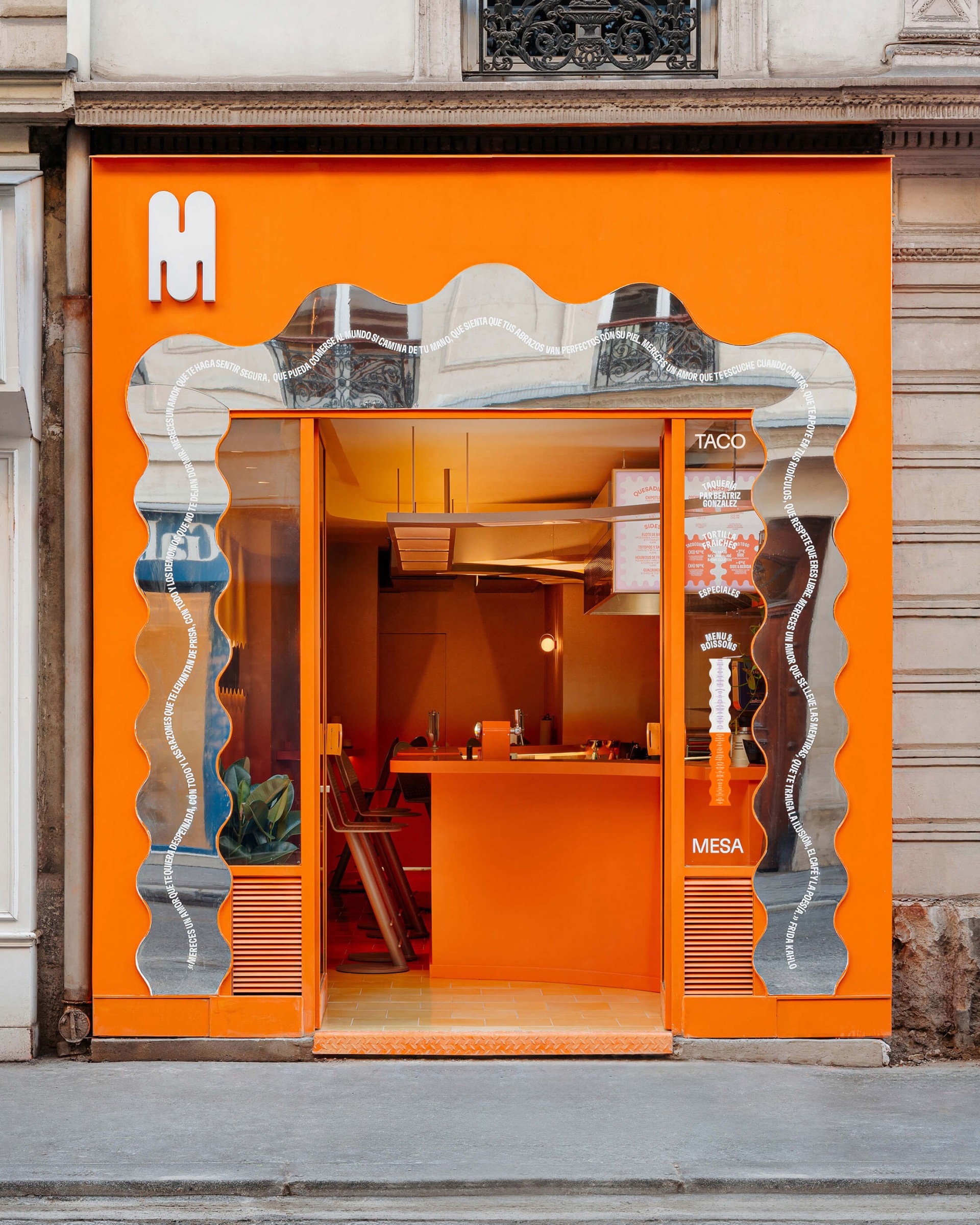 hold-on-please-taco-mesa-thomas-weil-01